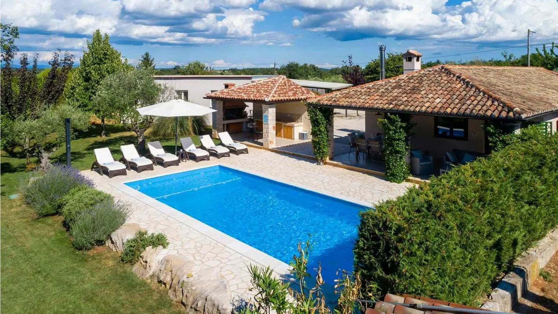 Holiday home Villa Mainenti Visnjan